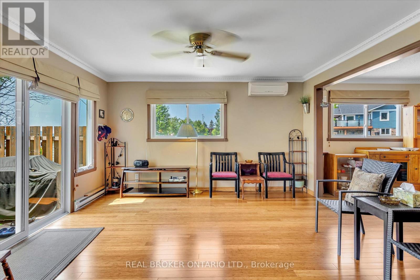 665 NORTH SHORE DRIVE E