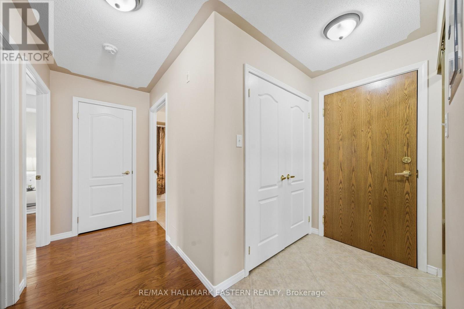 101 - 300 SPILLSBURY DRIVE