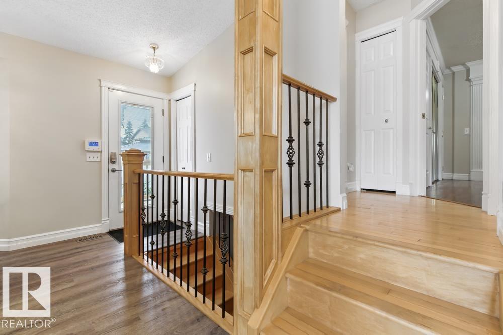 19020 86 AV NW NW