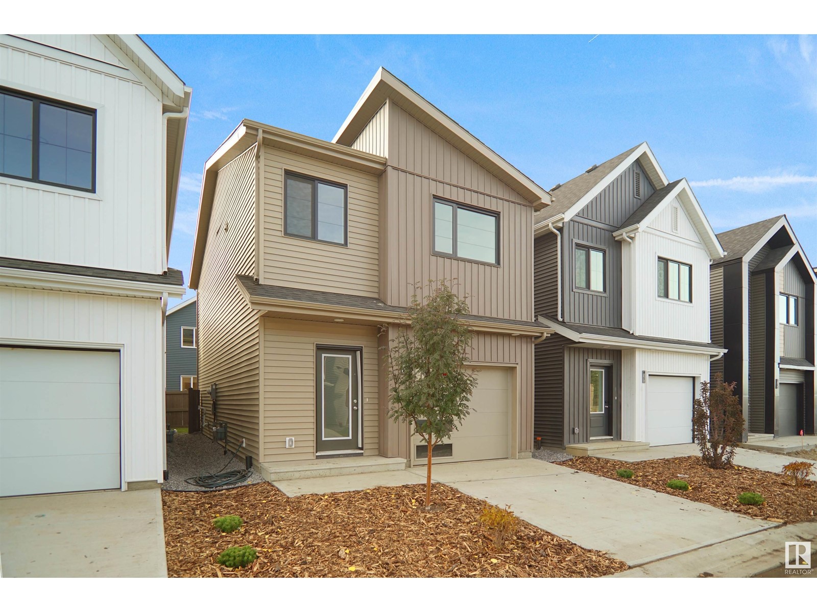 #21 1430 Aster WY NW