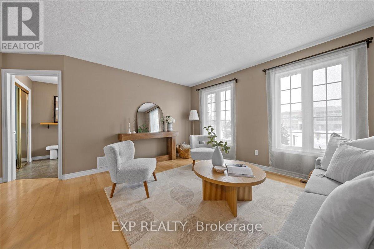 726 DES POMMIERS STREET