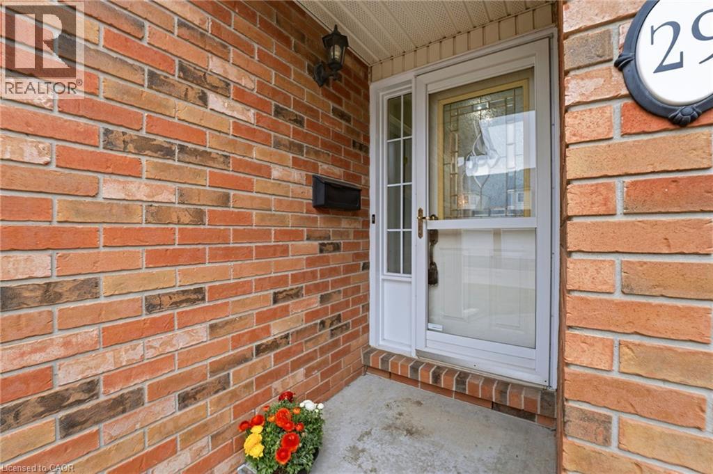 222 FELLOWES Crescent Unit# 29