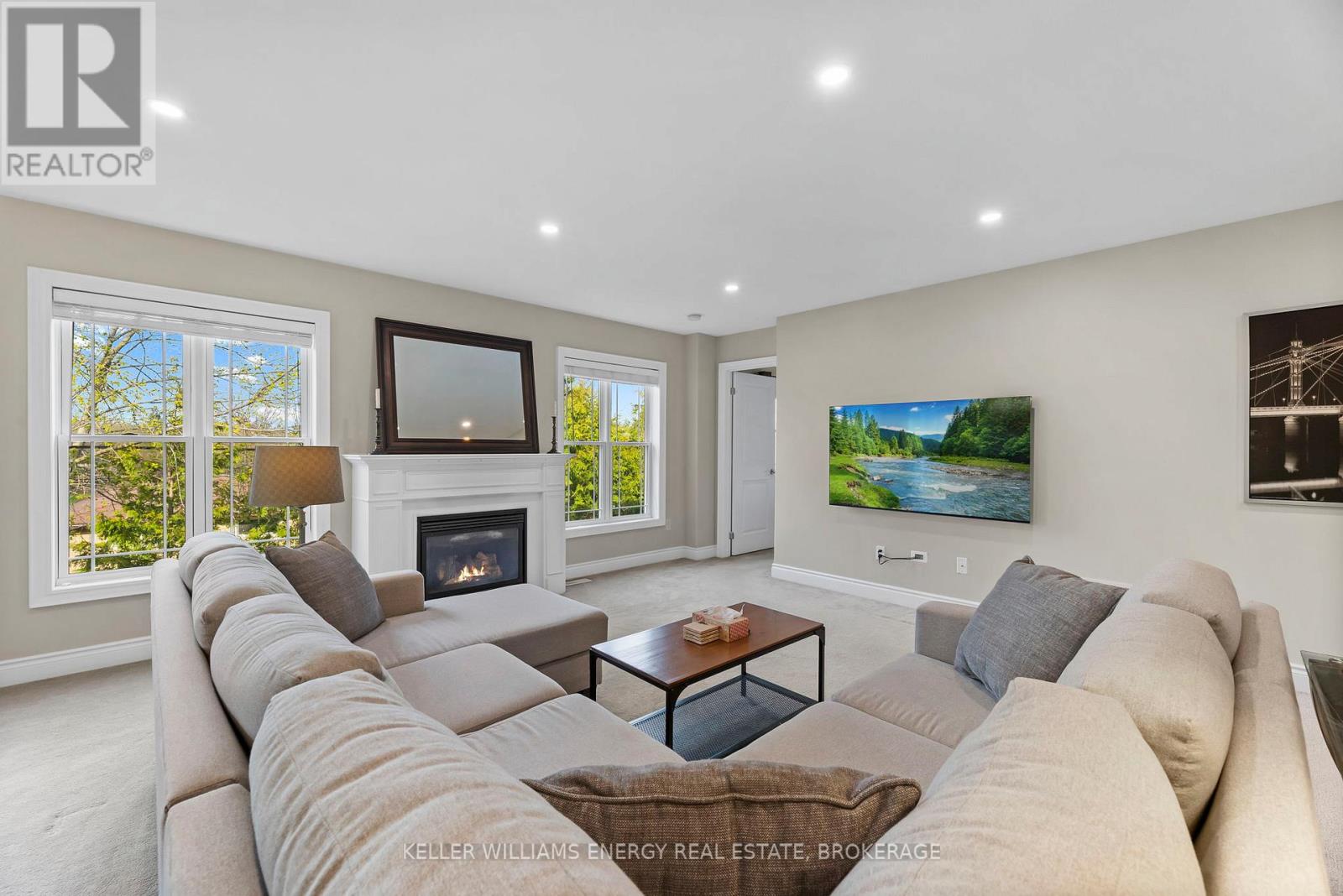 104 BOWEN DRIVE