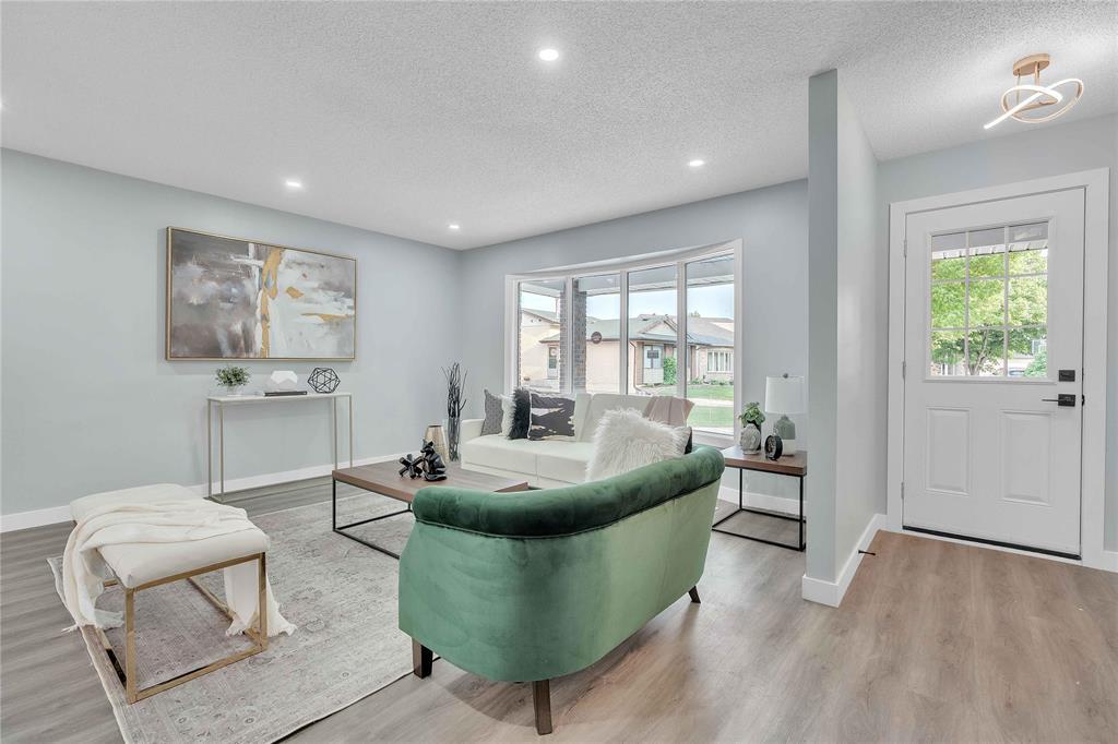 18 McInnes Place