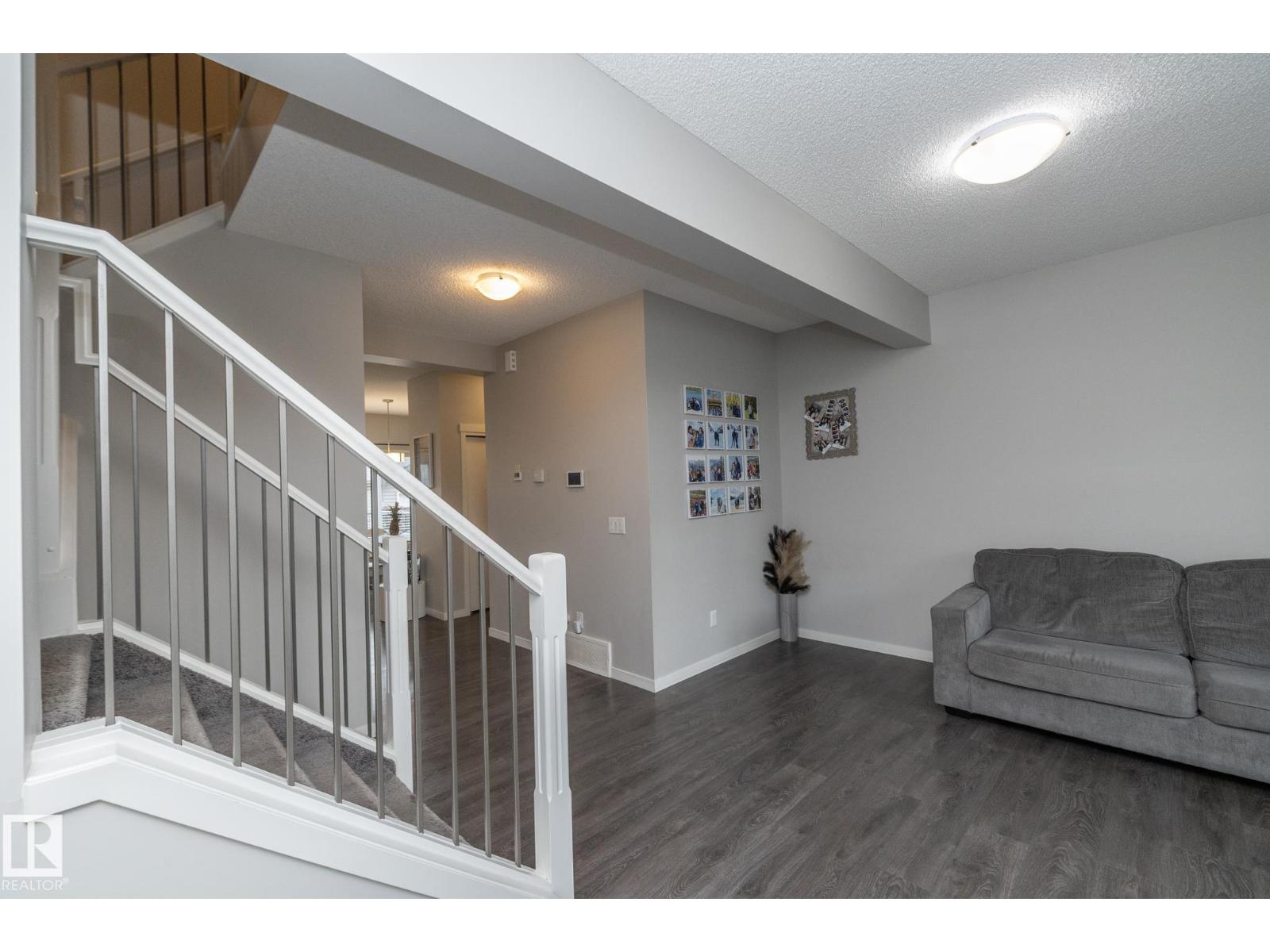 17147 49 ST NW