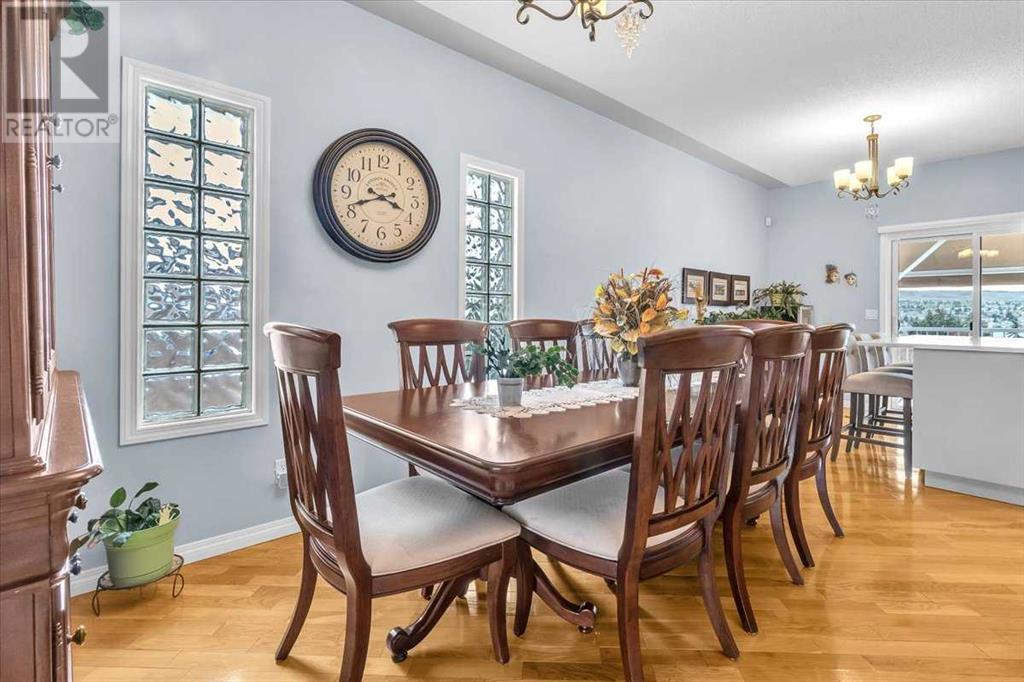 13 Country Hills Gardens NW