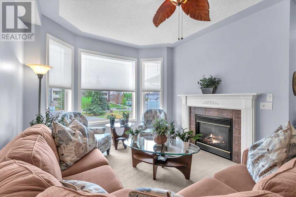 13 Country Hills Gardens NW