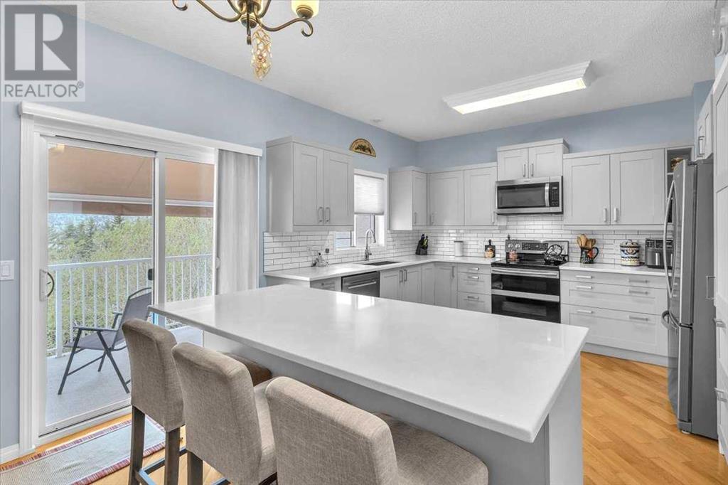 13 Country Hills Gardens NW