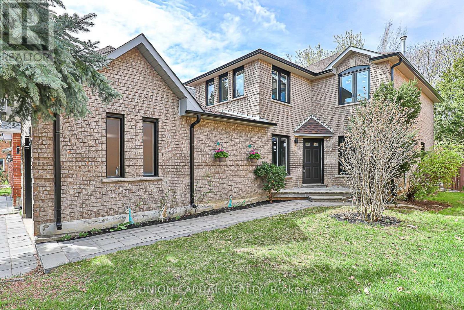 11 NEWMILL CRESCENT
