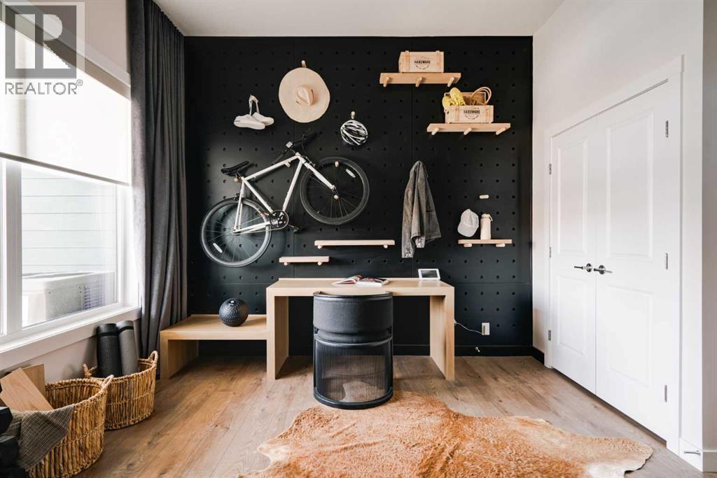 220 Sovereign Common SW