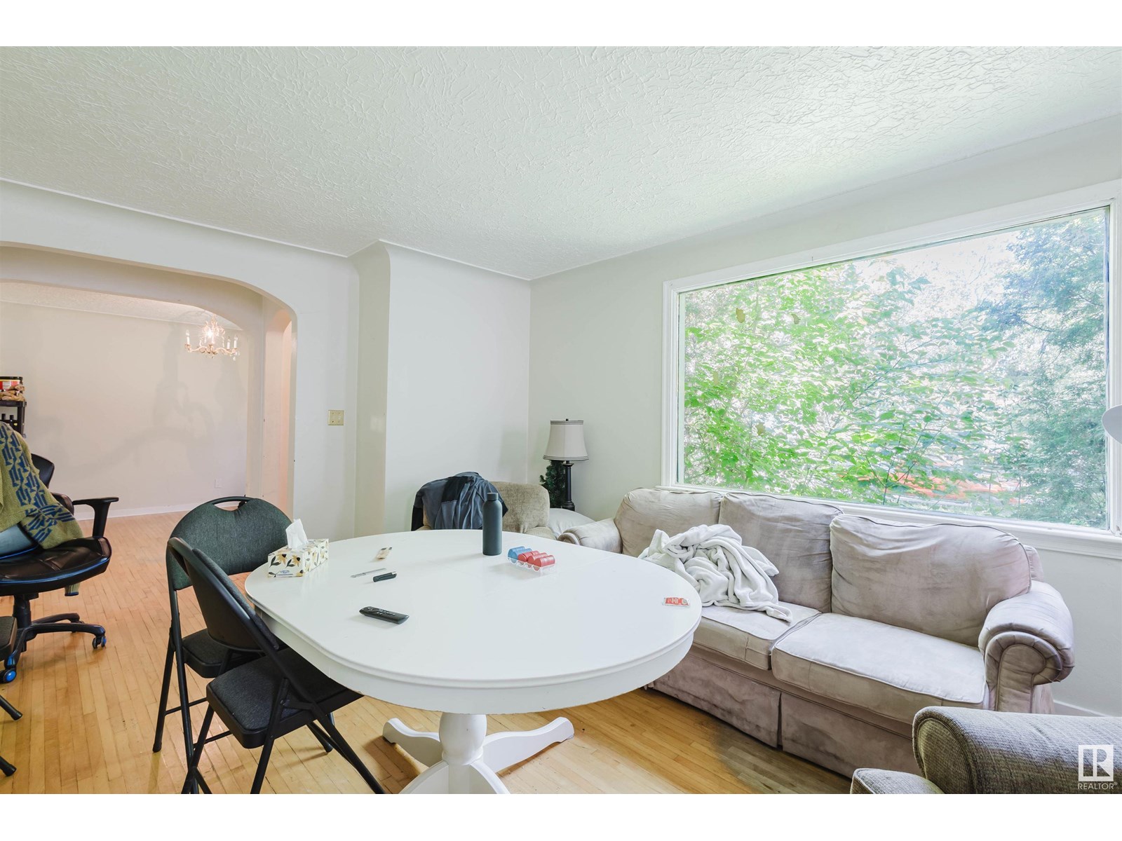 7230 112 ST NW