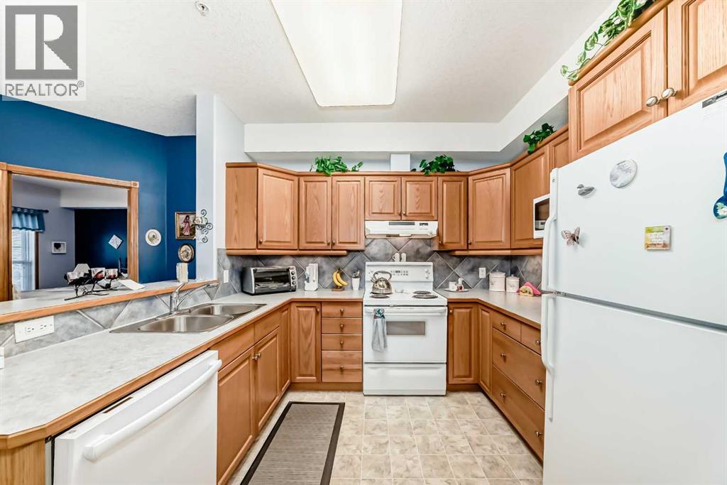 1225, 151 Country Village Road NE