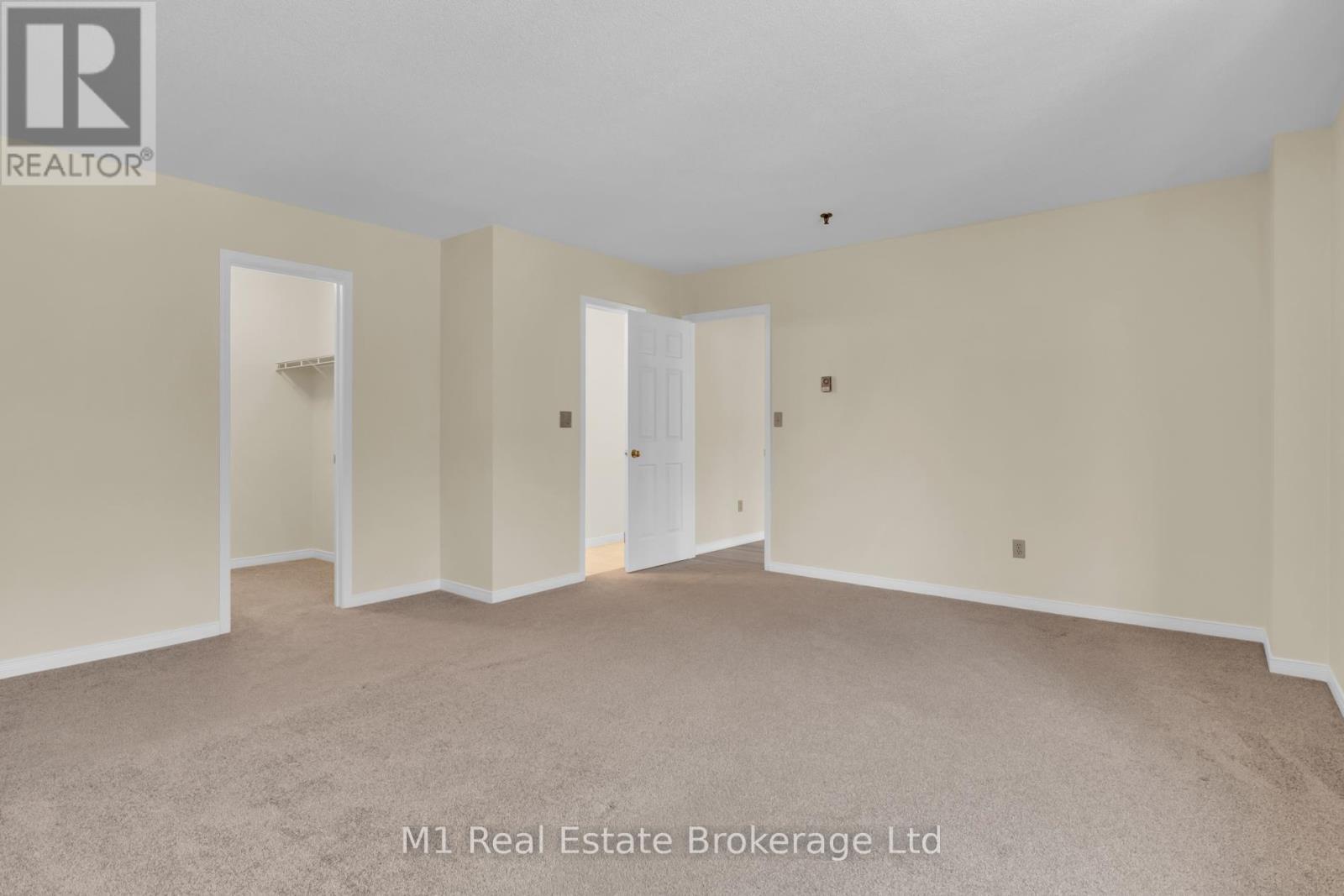 206 - 1009 QUEENSTON ROAD