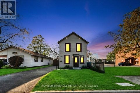 195 RANDI ROAD Mississauga (Cooksville) ON L5A1V6