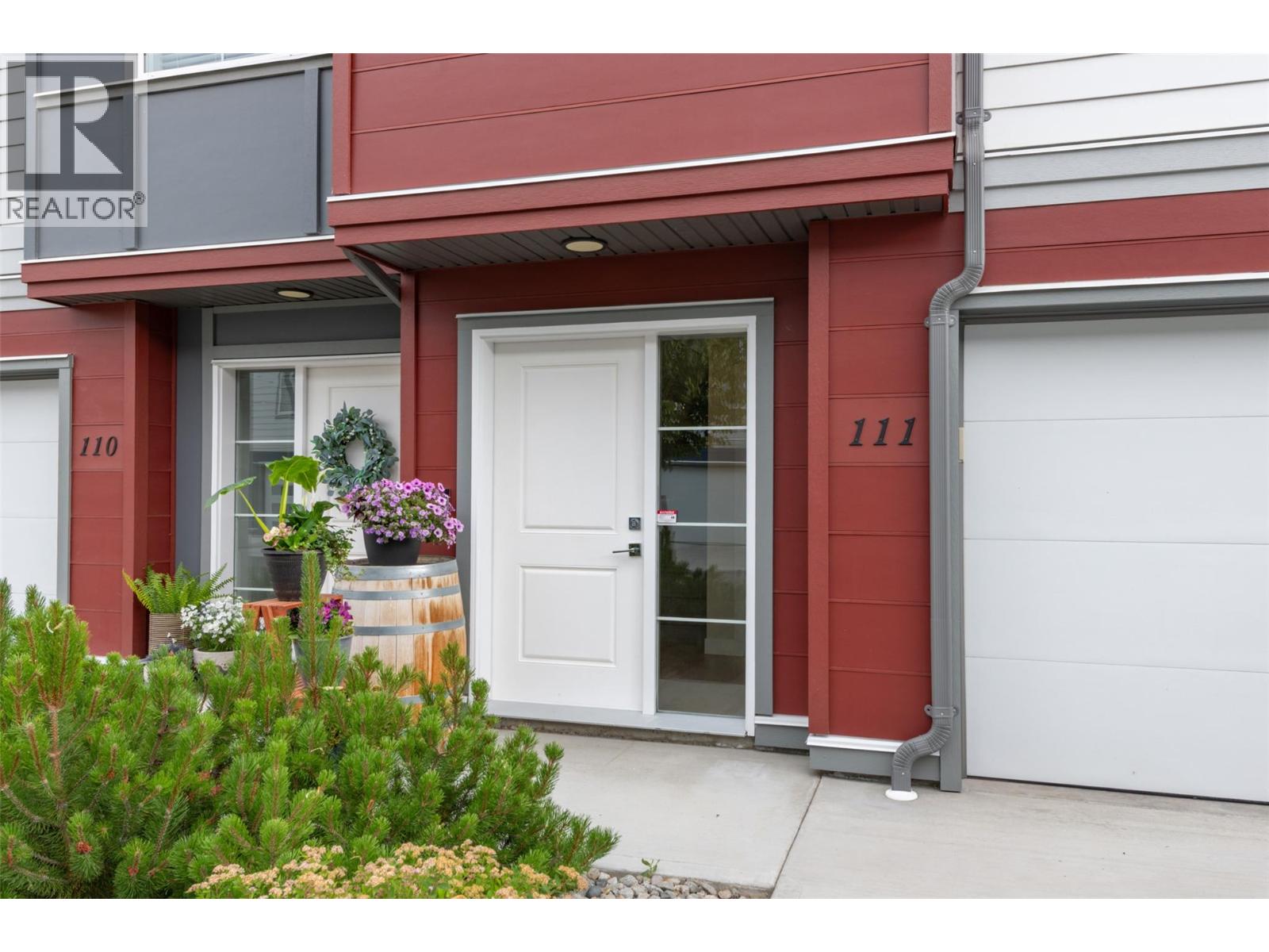 4025 Gellatly Road S Unit# 111