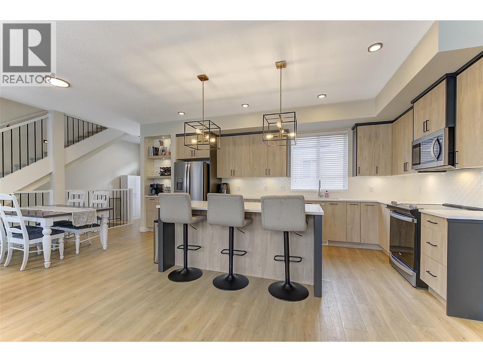 4025 Gellatly Road S Unit# 111