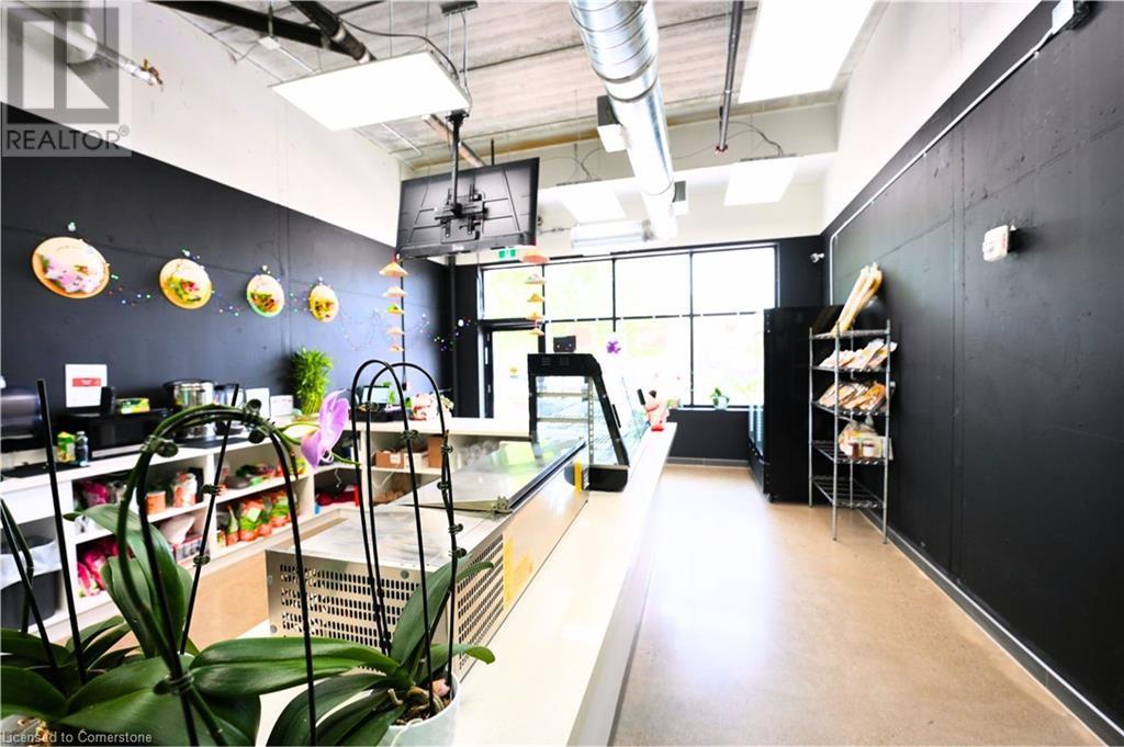 387 KING ST E/S E Unit# B123