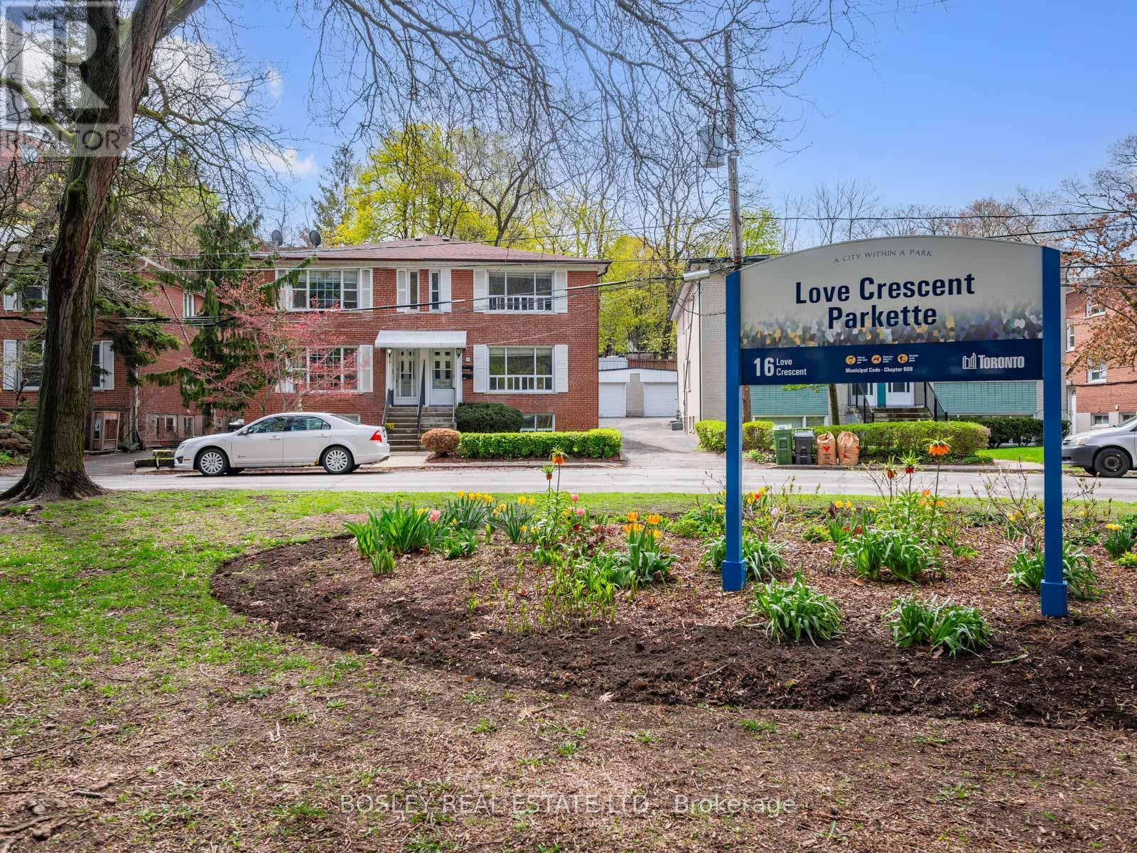 9 LOVE CRESCENT