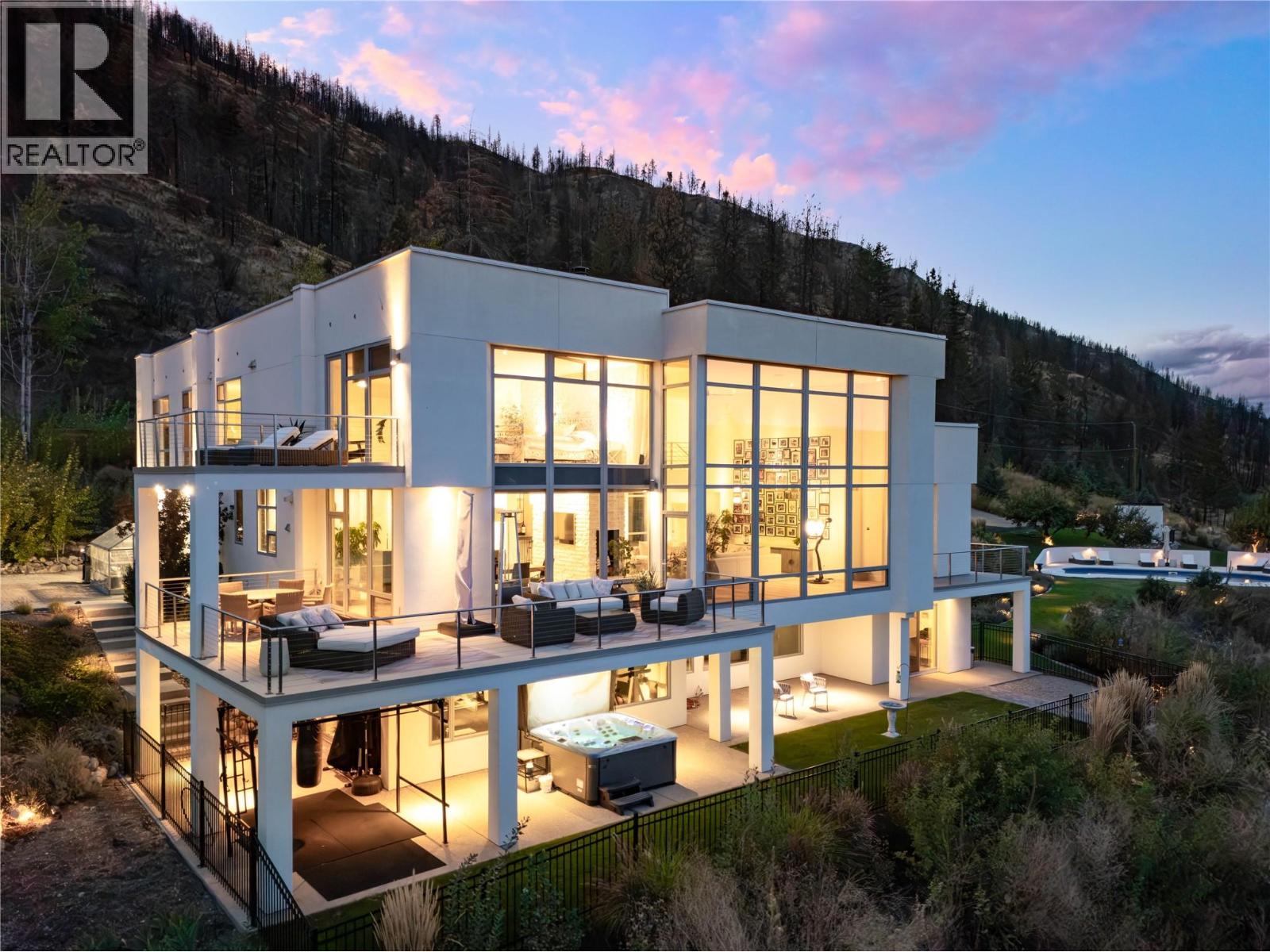 1750 Westside Road N Unit# 5