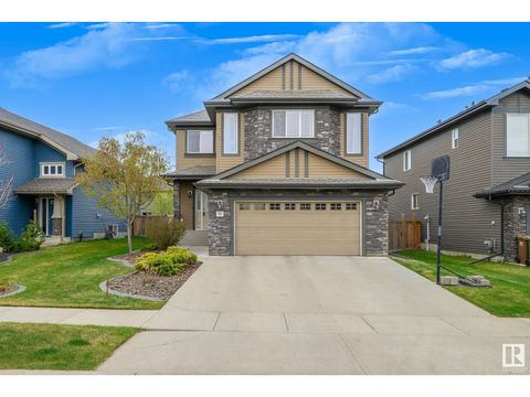 10 EASTVIEW ST N St. Albert AB T8N4G5