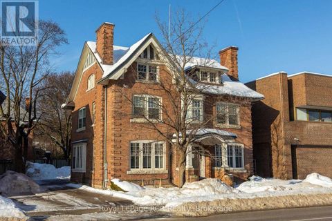 912 2ND AVENUE W Owen Sound ON N4K4M7