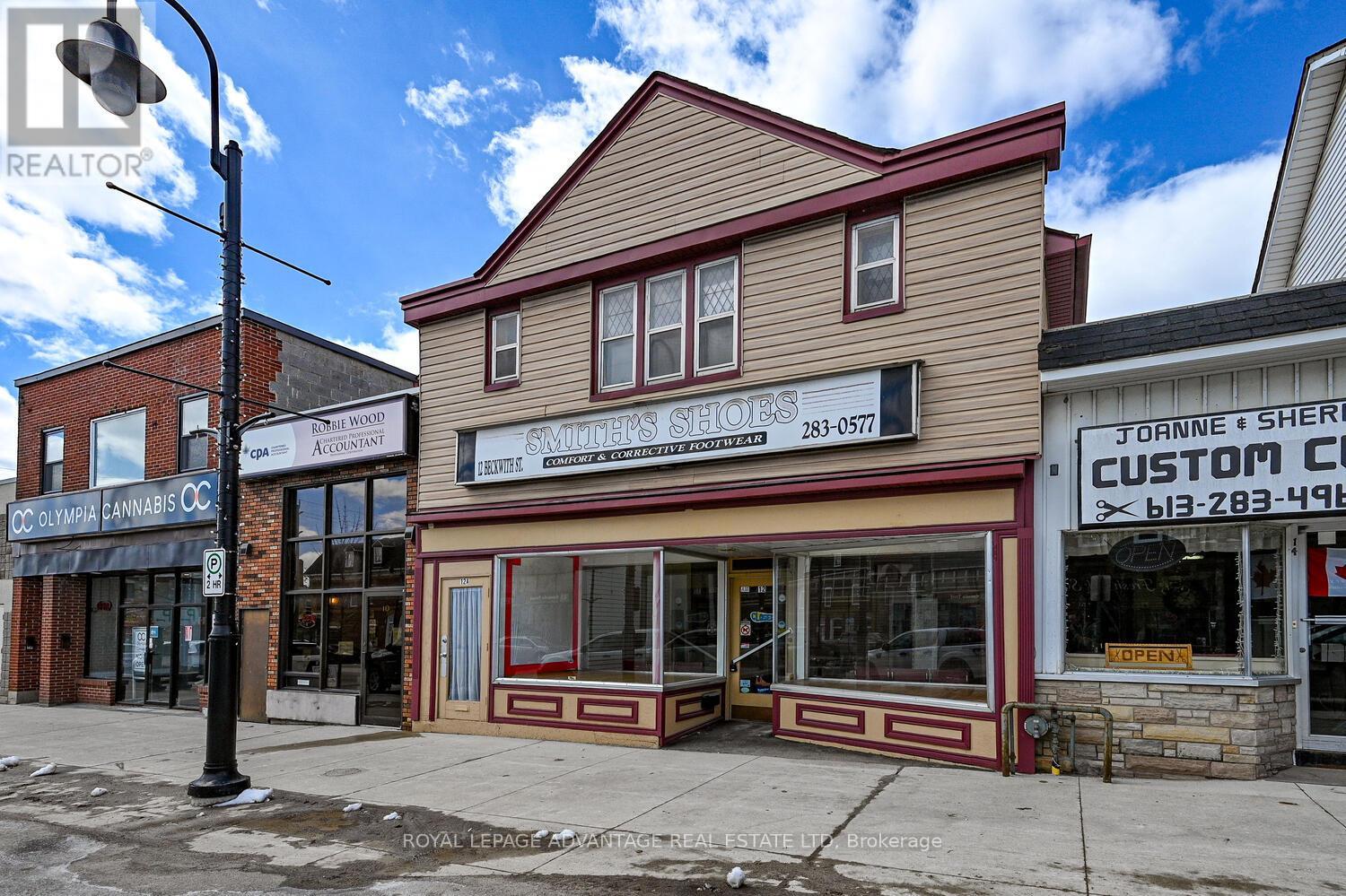 12 BECKWITH STREET N