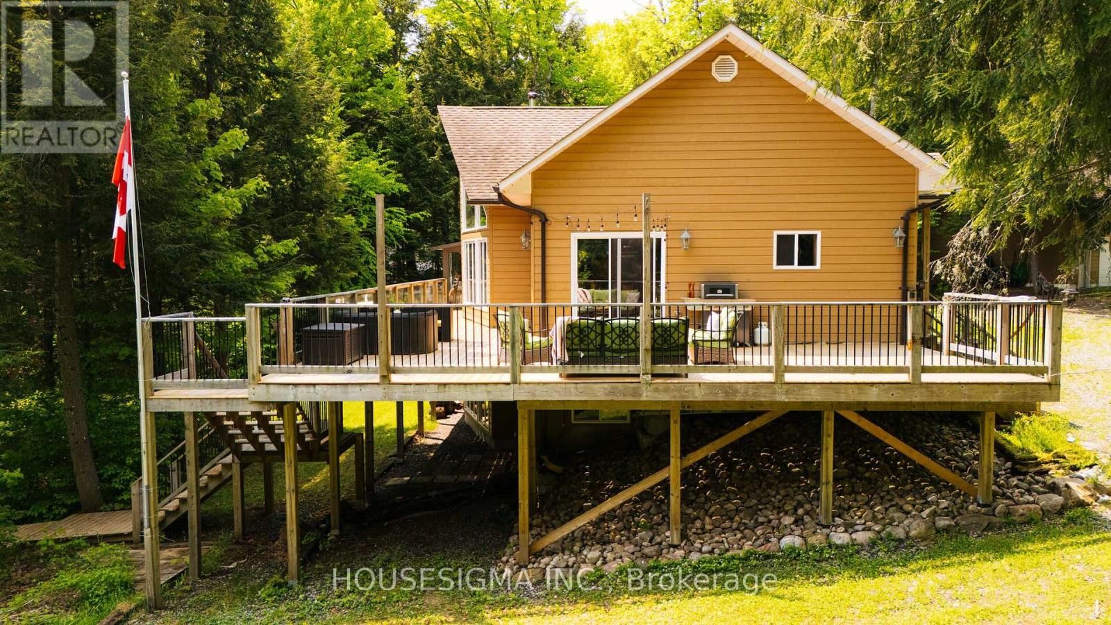1208 MINNOW DRIVE