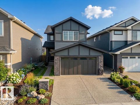806 ELDERBERRY CO NW Edmonton AB T6M3J7