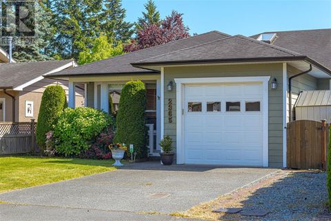 2365 Amelia Ave Sidney BC V8L2J1