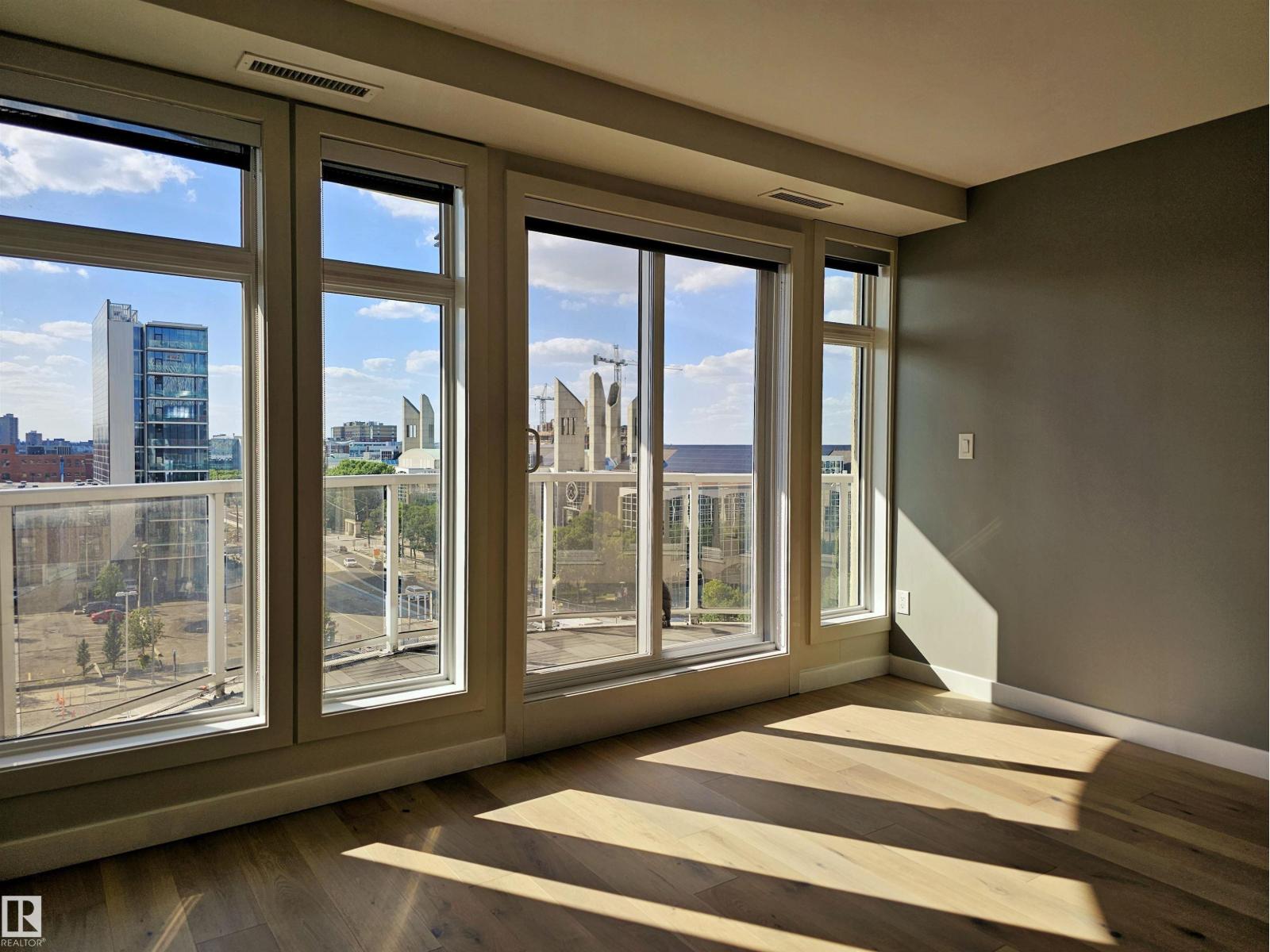 #701 10388 105 ST NW
