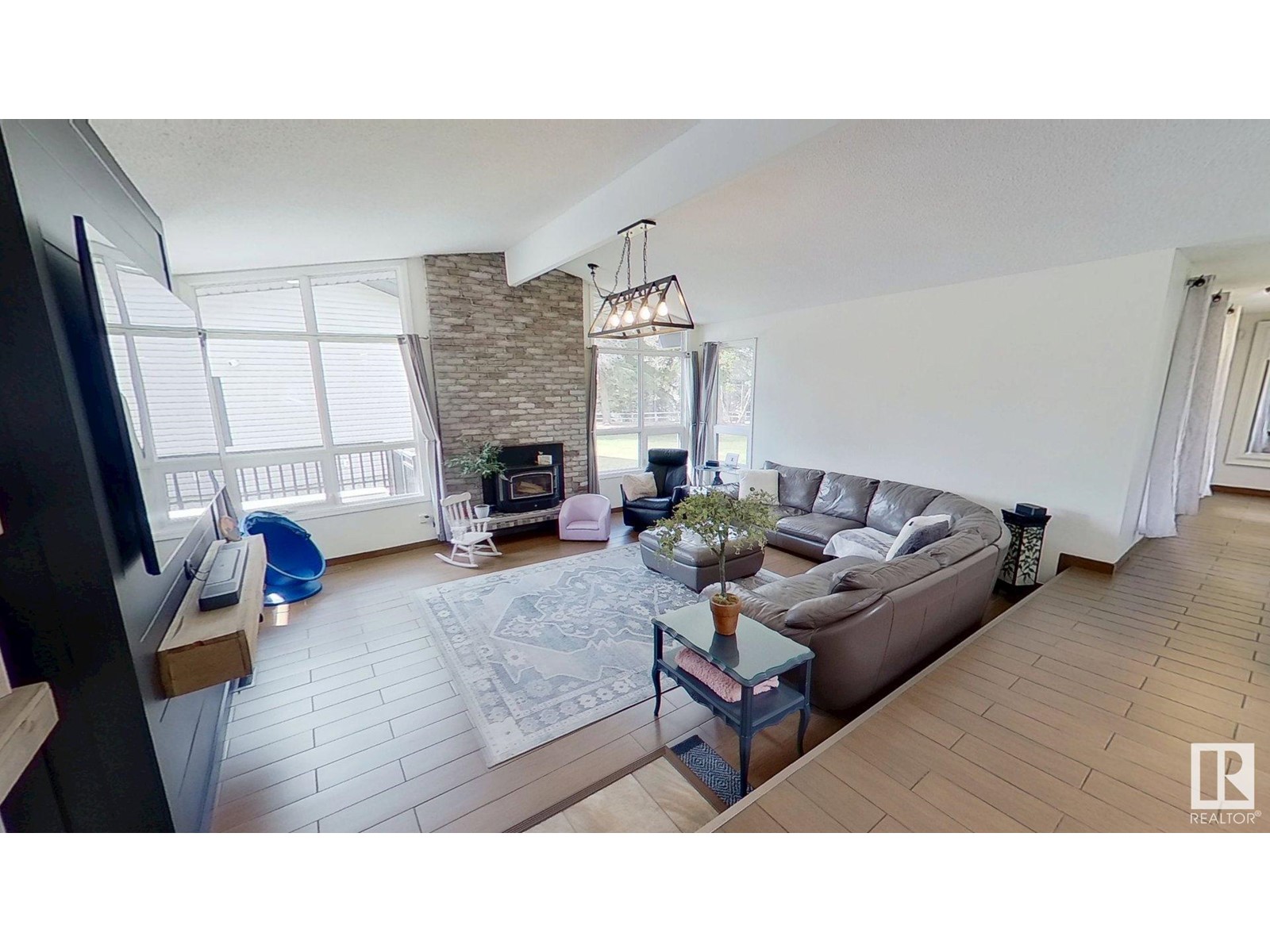 510 197 AV NW