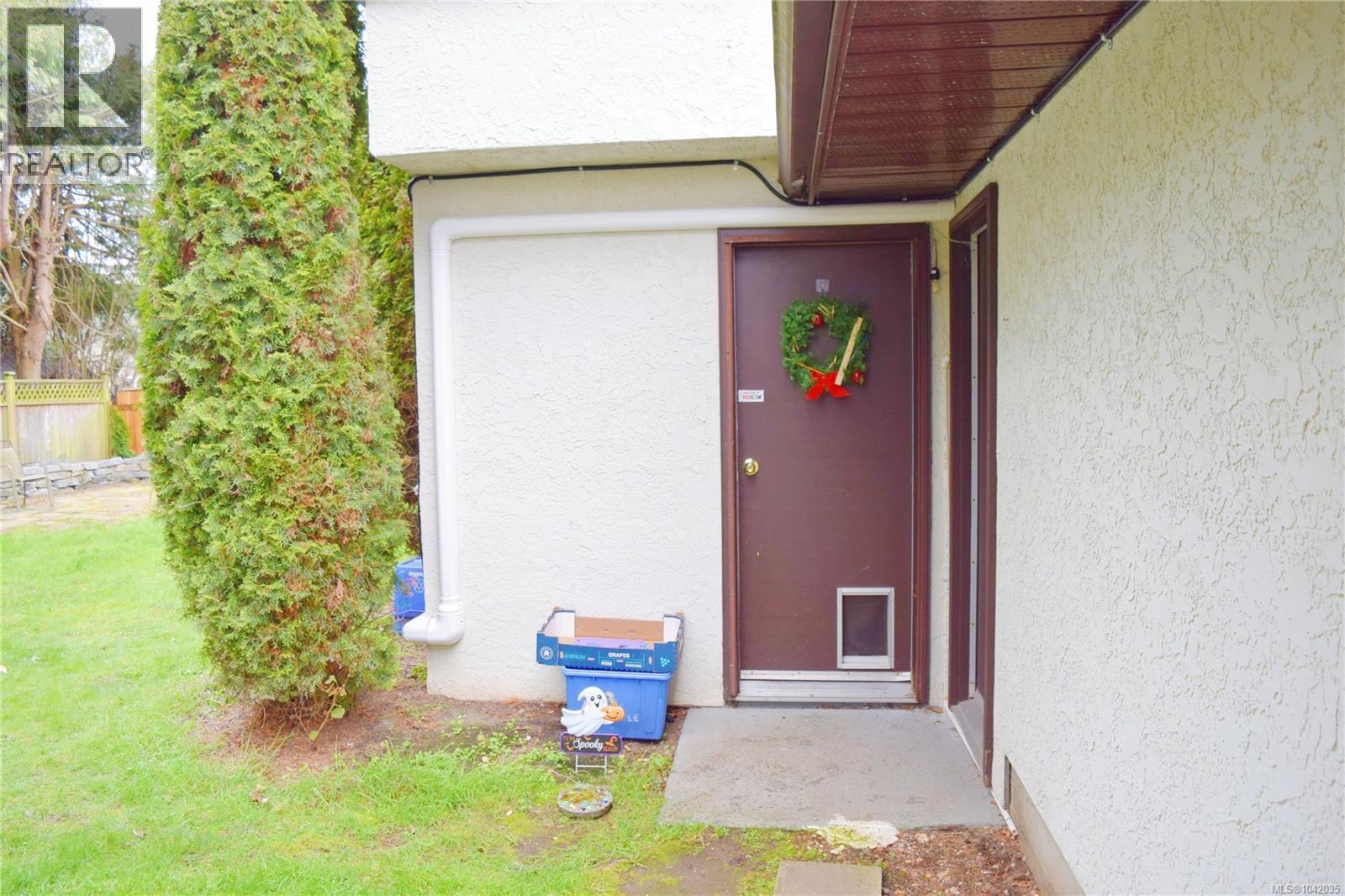 4091 Dawnview Cres