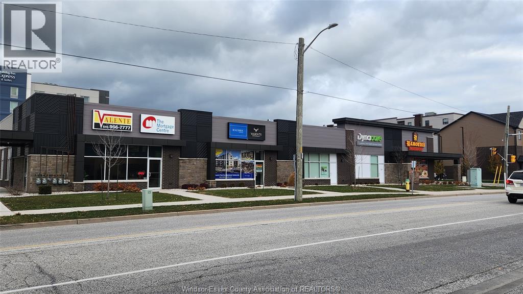 18 AMY CROFT DRIVE Unit# 1