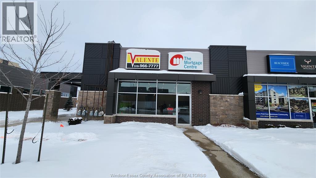 18 AMY CROFT DRIVE Unit# 1