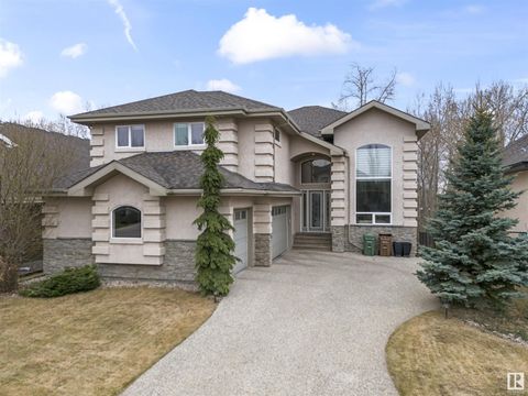 8 Loiselle Way St. Albert AB T8N2P3