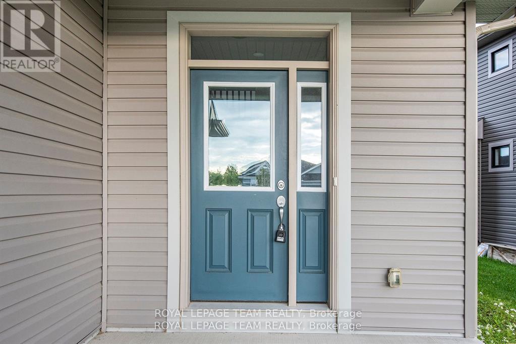 521 KINDRED CRESCENT