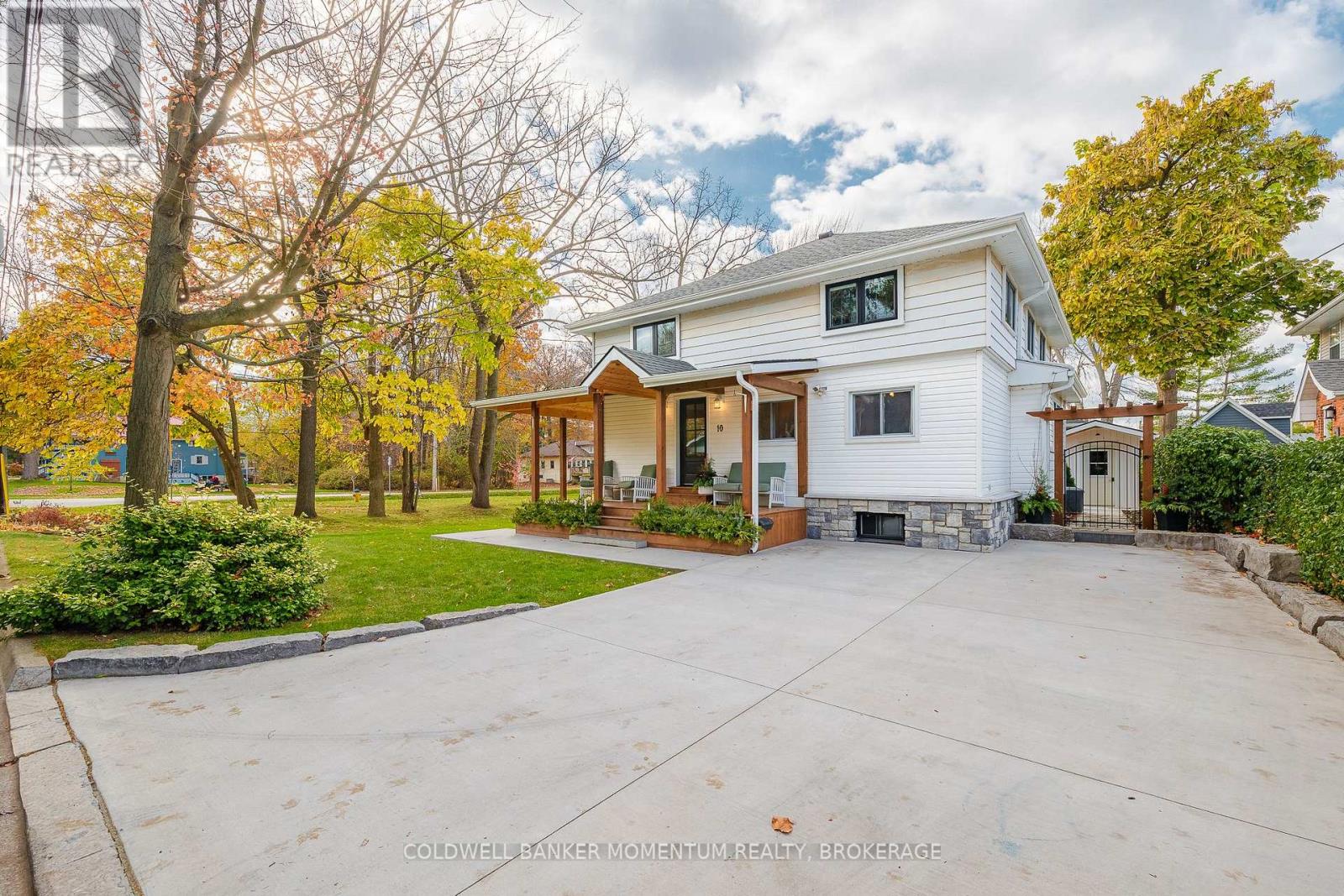 10A BETTS AVENUE