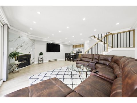 2 7560 138 STREET Surrey BC V3W0A9