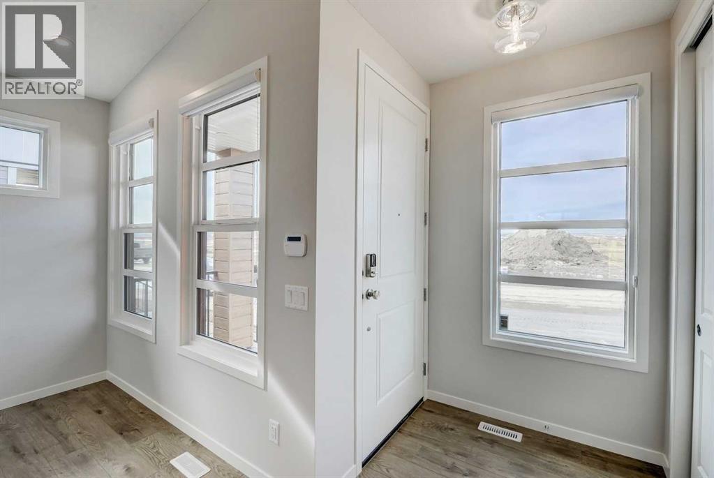 42 Creekview Avenue SW