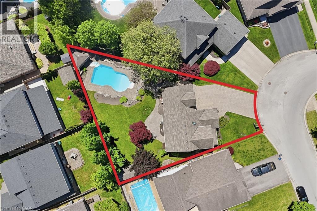 56 MCCAFFERY Crescent