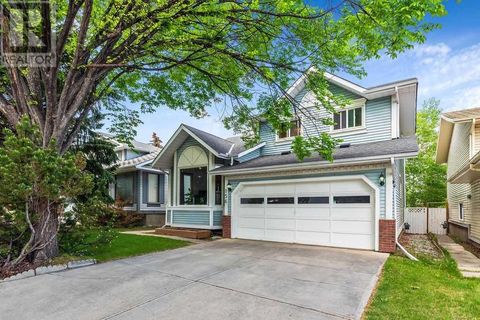 156 Sandpiper Circle NW Calgary AB T3K3M5
