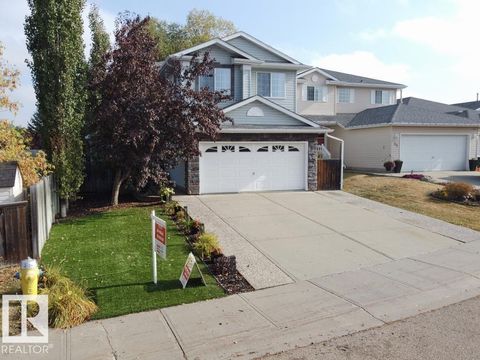 31 WESTWOOD WY Fort Saskatchewan AB T8L4G4
