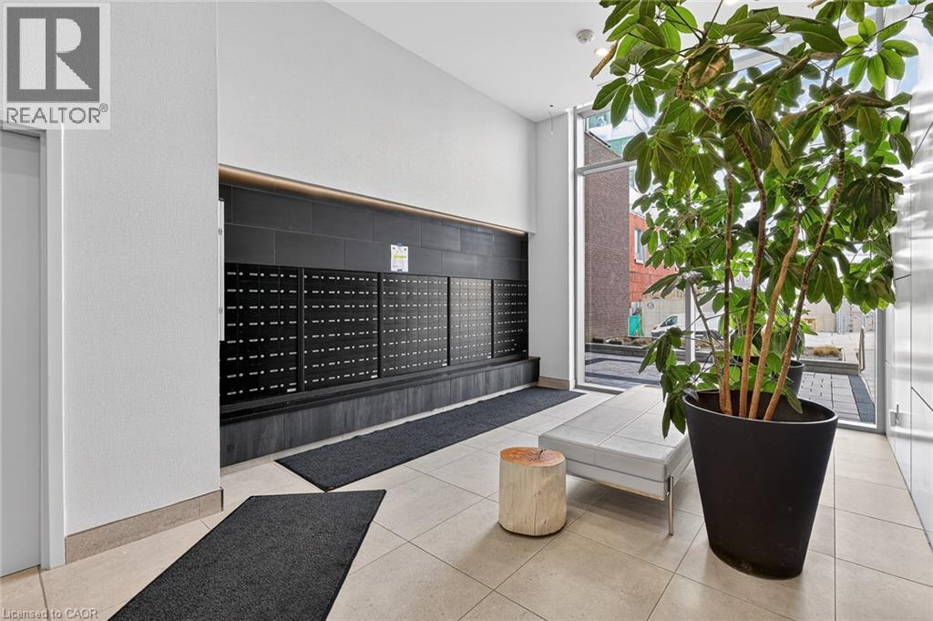 85 DUKE Street W Unit# 1006