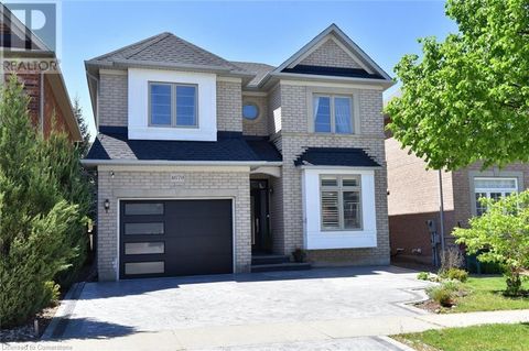 4679 MCLEOD Road Burlington ON L7M0K6
