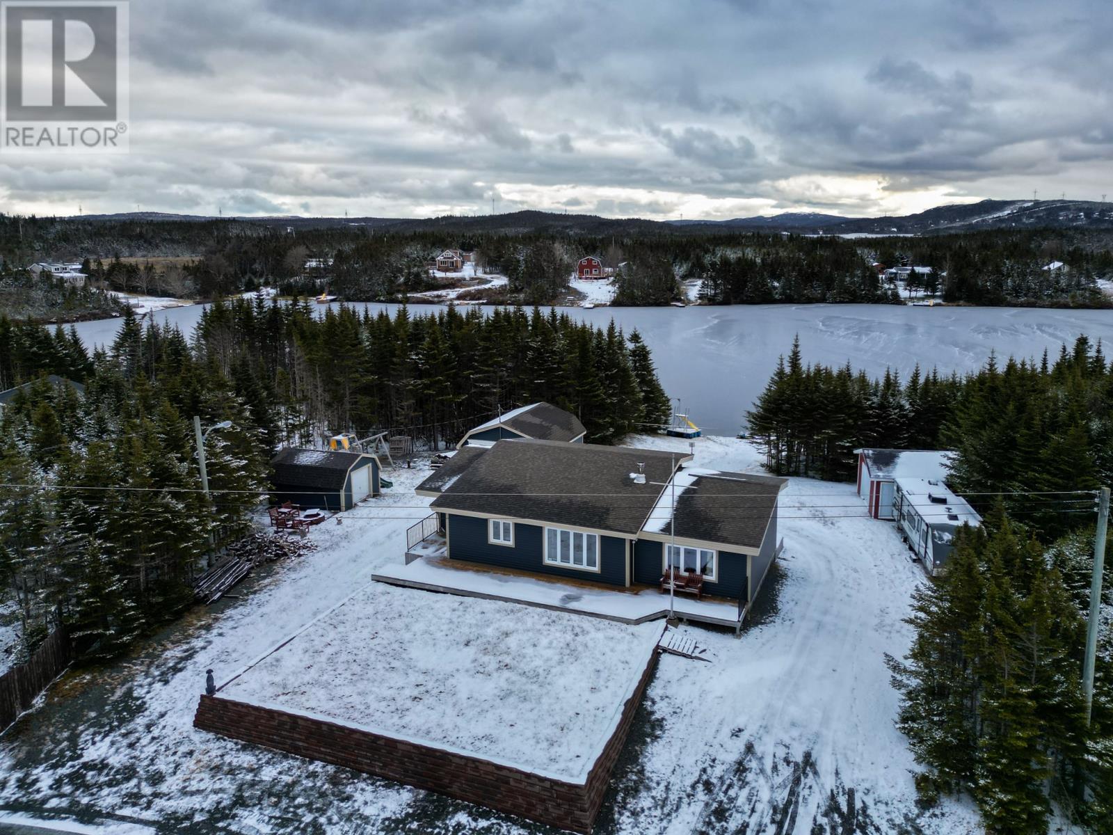 9 Comfort Cove