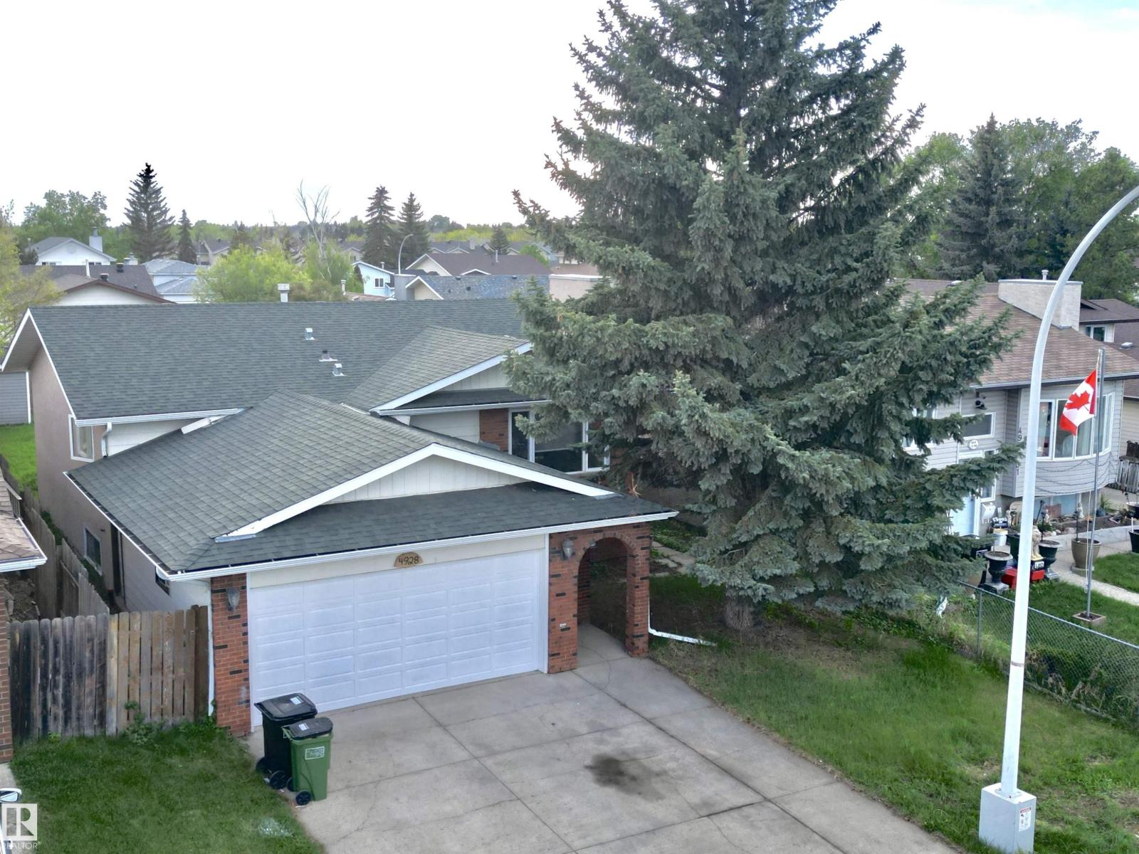 4928 31 AV NW