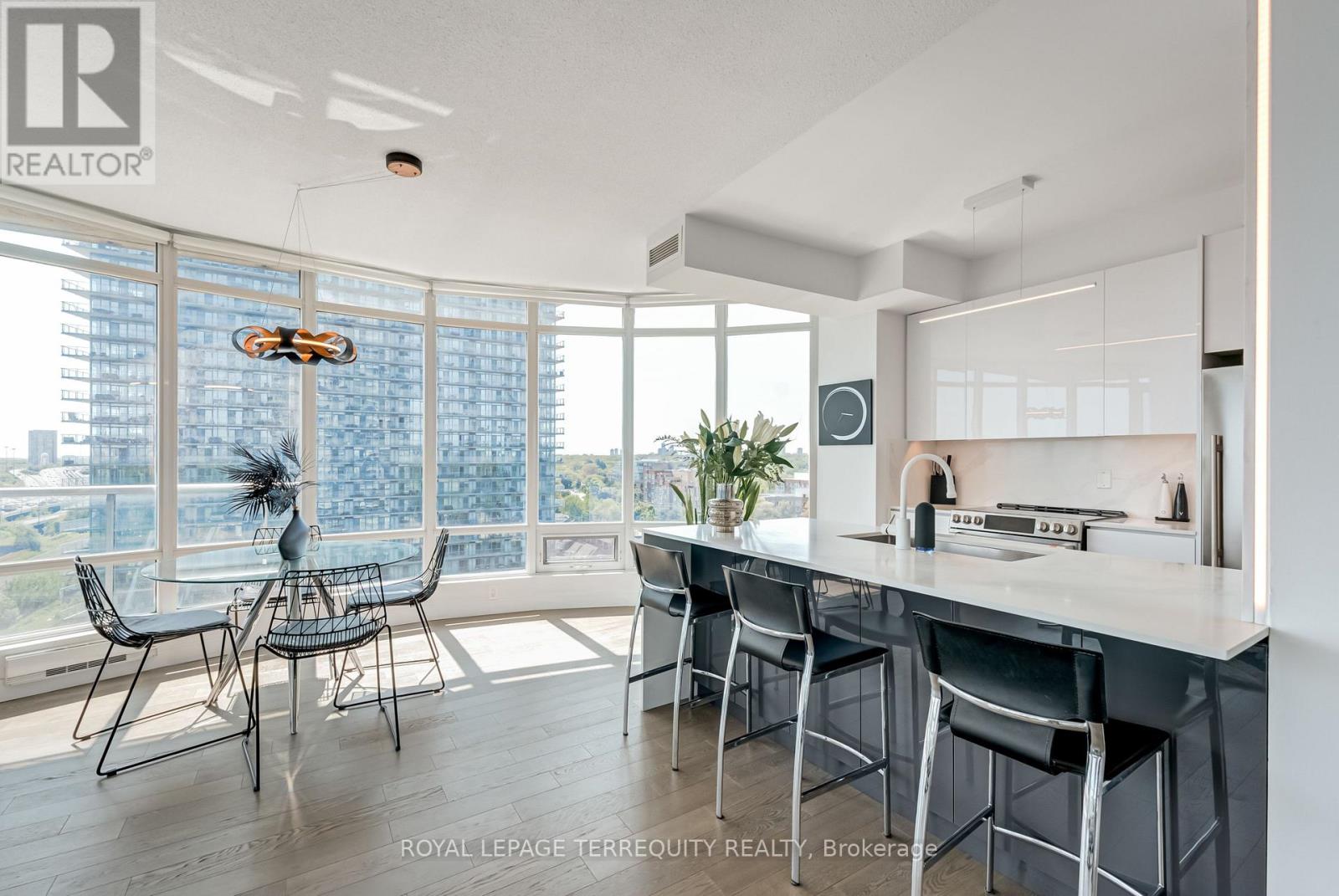 1210 - 15 WINDERMERE AVENUE