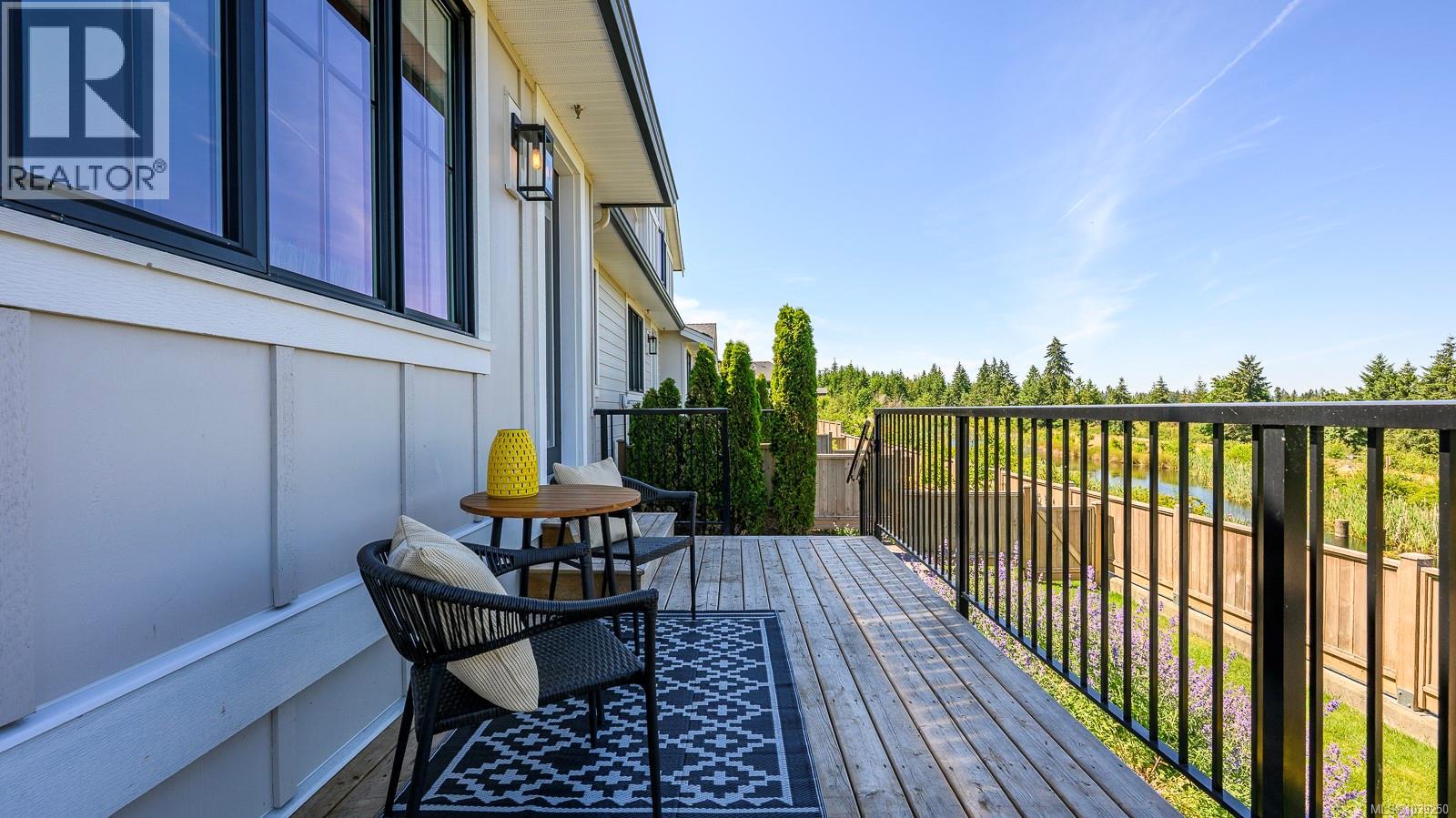 107 4098 Buckstone Rd