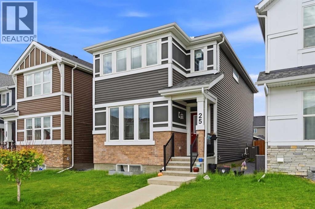 25 Red Sky Way NE
