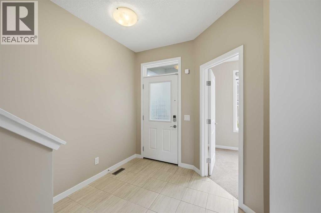 25 Red Sky Way NE